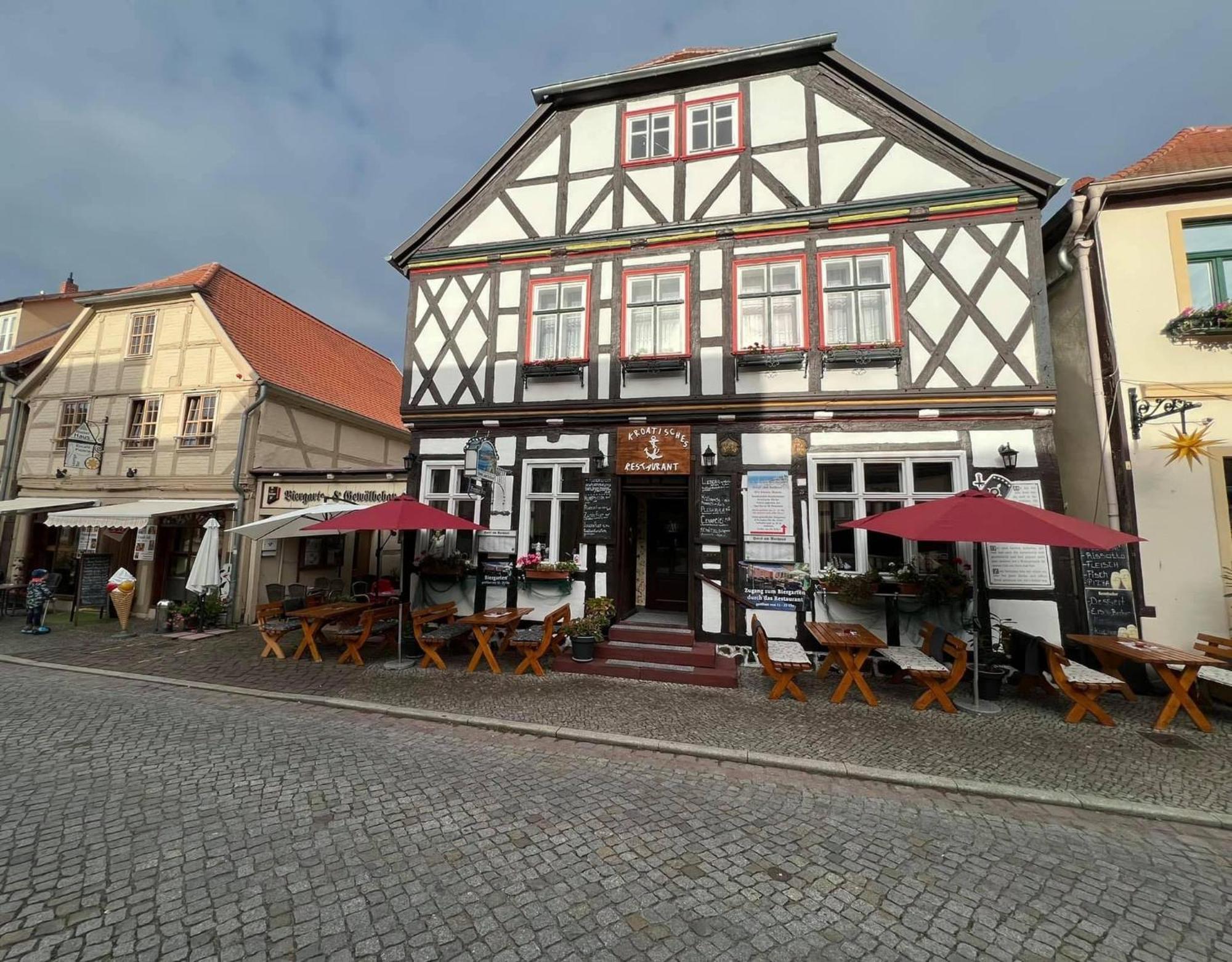 Hotel am Rathaus Adii Tangermünde Exterior foto